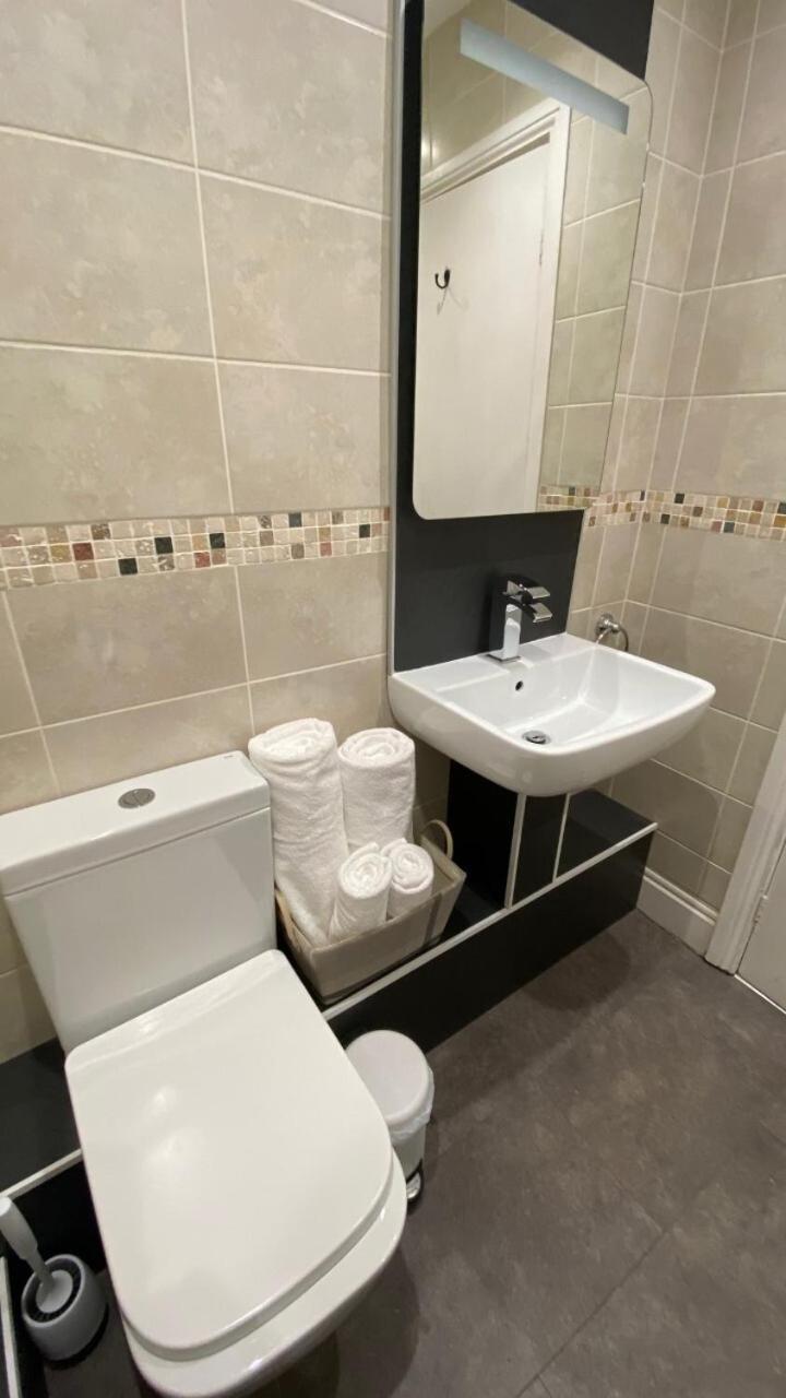 Uplands Inn Картмел Номер фото