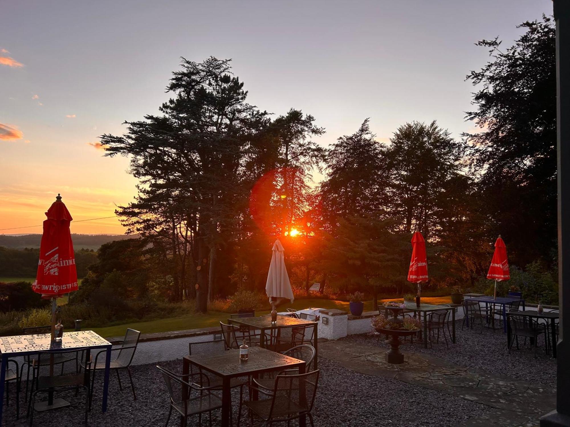Uplands Inn Картмел Экстерьер фото